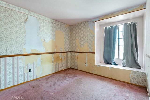 14625 Mountain High Dr, Fontana, CA 92337 - carpeted spare room with wallpapered walls and baseboards