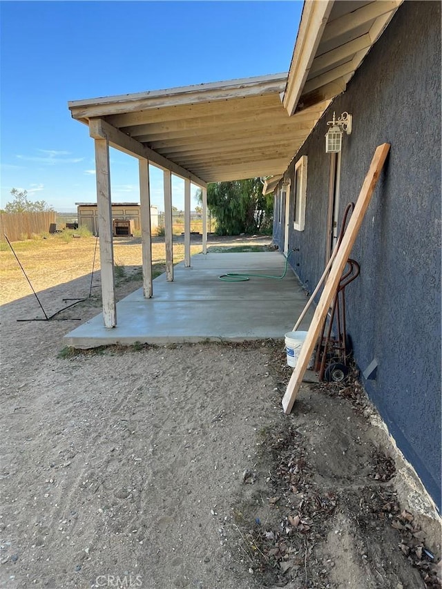 10178 Olivine Rd, Victorville, CA 92392 - view of patio