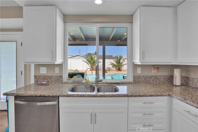 7868 Montrose Ave, Hesperia, CA 92345 - photo 13