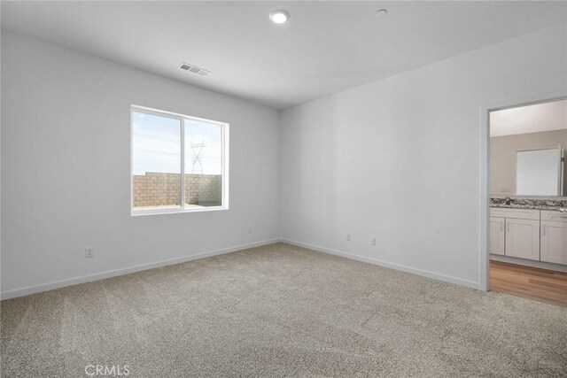 11299 Lancer Ln, Victorville, CA 92392 - photo 5