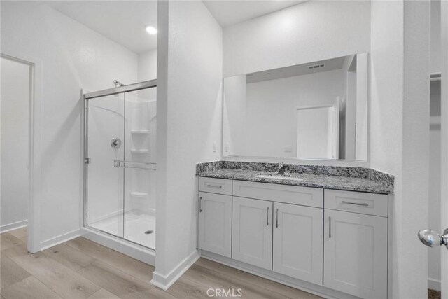 11299 Lancer Ln, Victorville, CA 92392 - photo 6