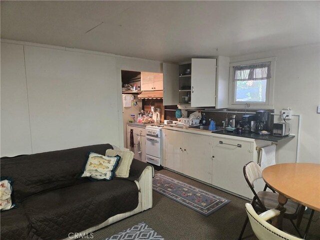 25035 Moon Dr, Crestline, CA 92325 - photo 3