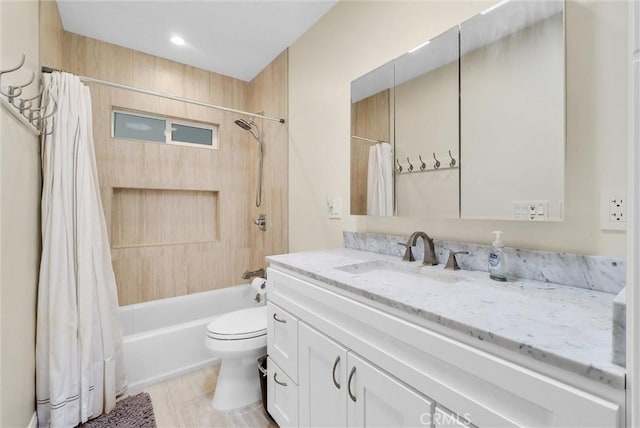 918 Dorothea Rd, La Habra Heights, CA 90631 - bathroom with vanity and shower / bath combo with shower curtain