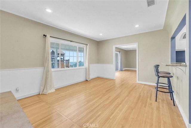 918 Dorothea Rd, La Habra Heights, CA 90631 - unfurnished living room featuring light wood-style floors and recessed lighting