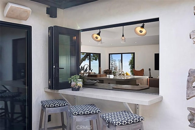21611 Ocean Vista Dr, Laguna Beach, CA 92651 - kitchen featuring a peninsula