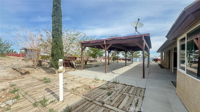 11126 Arena Rd, Pinon Hills, CA 92372 - view of patio / terrace