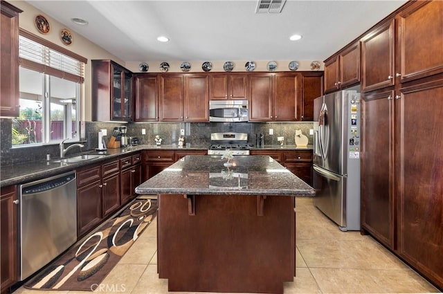 650 Zarahias Crk, Hemet, CA 92545 - photo 16