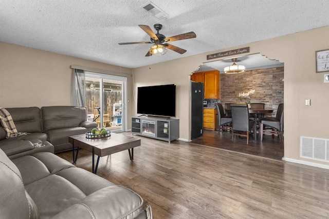 321 Sun Ct, El Cajon, CA 92021 - photo 8