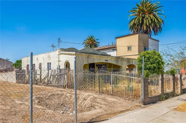 154 W 104th St, Los Angeles, CA 90003 - photo 6