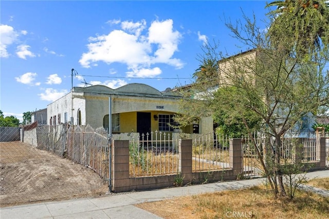 154 W 104th St, Los Angeles, CA 90003 - photo 2