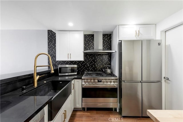 15735 Nordhoff St Unit 16, North Hills, CA 91343 - photo 4
