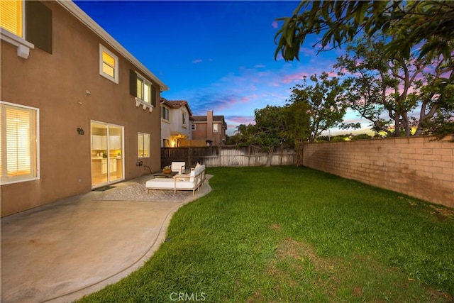 154 Fernpine Ln, Pomona, CA 91767 - fenced backyard with a patio area