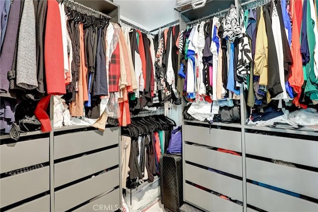 2000 San Antonio Dr, Corona, Corona, CA 92882 - view of spacious closet