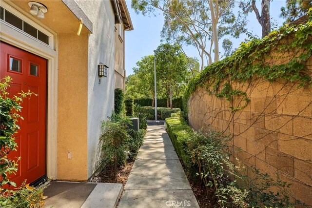 15 Ardmore, Irvine, CA 92602 - view of side of property featuring stucco siding