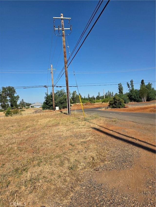 1906 Feather River Pl, Paradise, CA 95969