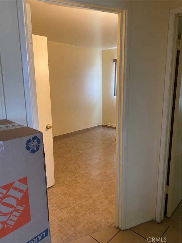 438 W Ramona Dr, Rialto, CA 92376 - view of hallway