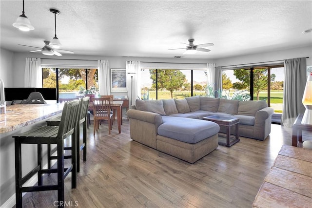 27535 Lakeview Dr Unit 48, Helendale, CA 92342 - photo 2
