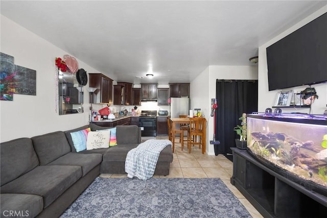 923 Eureka St, Bakersfield, CA 93305 - photo 17