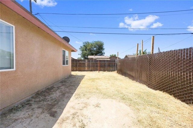923 Eureka St, Bakersfield, CA 93305 - photo 30