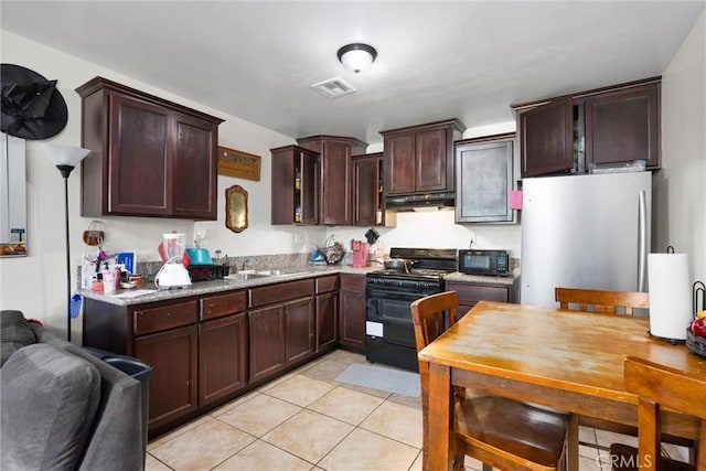 923 Eureka St, Bakersfield, CA 93305 - photo 21
