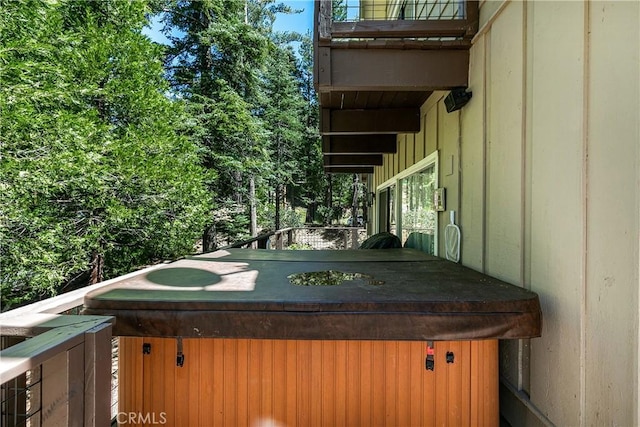 568 Grass Valley Rd, Lake Arrowhead, CA 92352 - photo 9