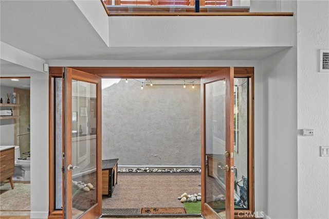 4 Woodhaven, Laguna Niguel, CA 92677 - hallway with french doors