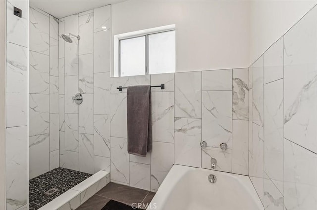 5801 Repetto Ave, East Los Angeles, CA 90022 - view of full bath