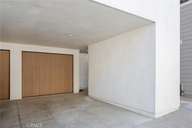 7141/2 Iris Ave, Newport Beach, CA 92625 - view of garage