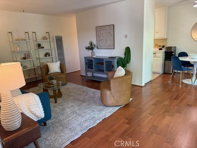307 Cherry Ave Unit 6, Long Beach, CA 90802 - photo 6