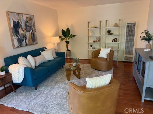 307 Cherry Ave Unit 6, Long Beach, CA 90802 - photo 1