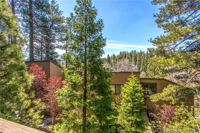27657 Peninsula Dr, Lake Arrowhead, CA 92352 - view of home's exterior