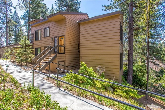 27657 Peninsula Dr, Lake Arrowhead, CA 92352 - view of front of house
