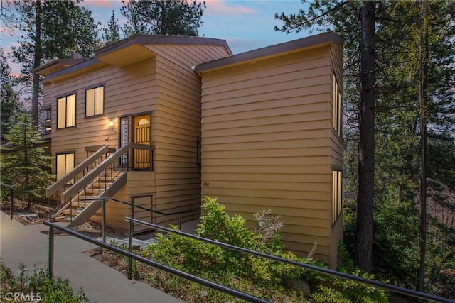27657 Peninsula Dr, Lake Arrowhead, CA 92352 - view of property exterior at dusk