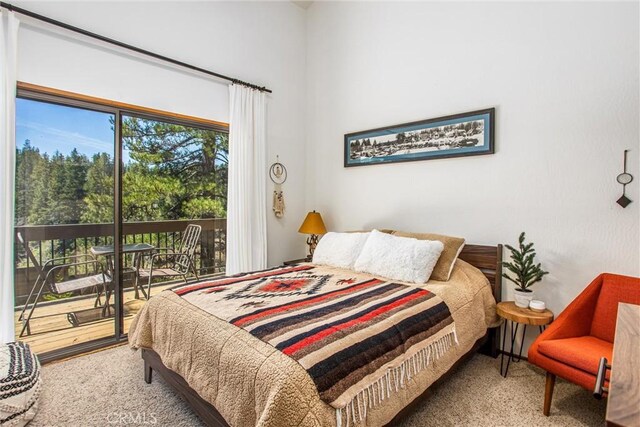 27657 Peninsula Dr, Lake Arrowhead, CA 92352 - bedroom with carpet and access to exterior