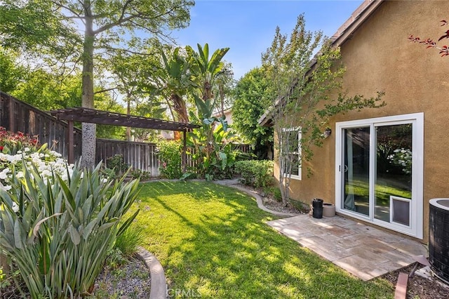 464 Appleby St, Corona, CA 92881 - fenced backyard featuring a patio