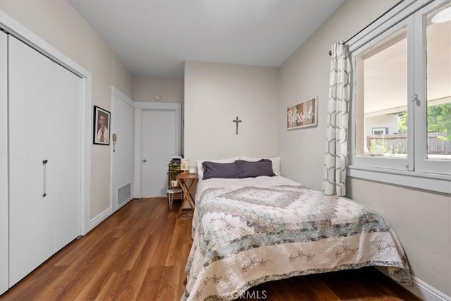 7100 Navajoa Ave, Atascadero, CA 93422 - bedroom featuring wood finished floors