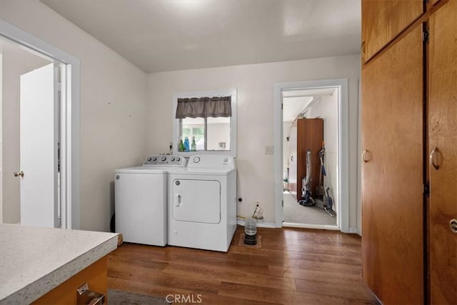 7100 Navajoa Ave, Atascadero, CA 93422 - washroom with dark wood-style flooring and independent washer and dryer