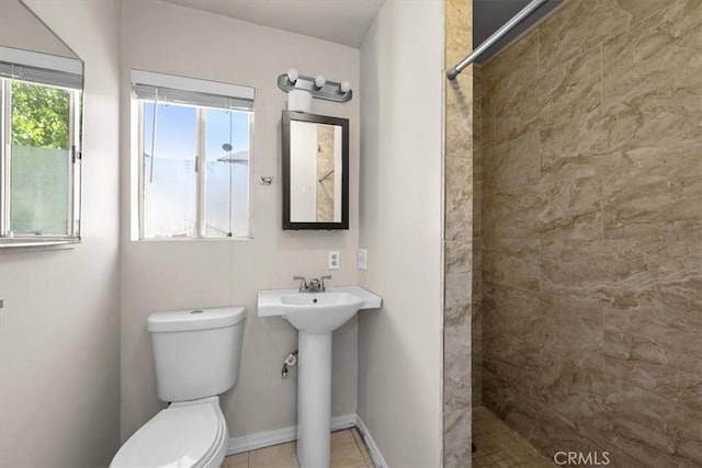7100 Navajoa Ave, Atascadero, CA 93422 - full bathroom with toilet and tiled shower