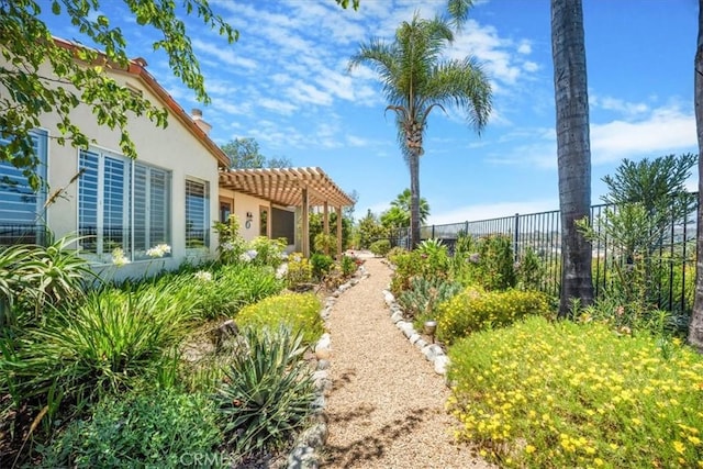 2507 Round Meadow Ct, Fallbrook, CA 92028 - view of yard featuring a pergola