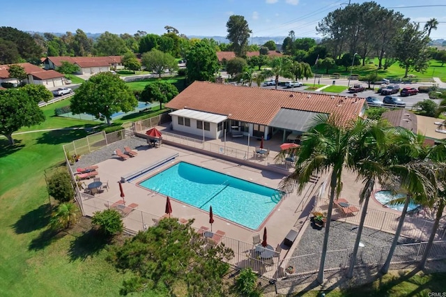 1866 Forestdale Dr, Encinitas, CA 92024 - community pool with a patio area