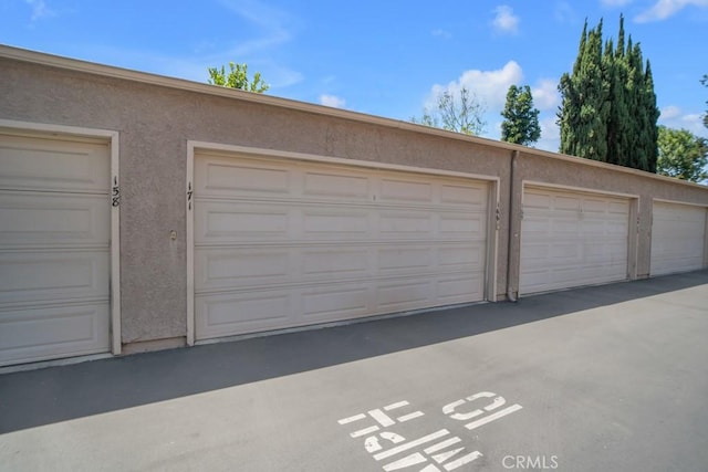 2367 Archwood Ln Unit 171, Simi Valley, CA 93063 - view of garage