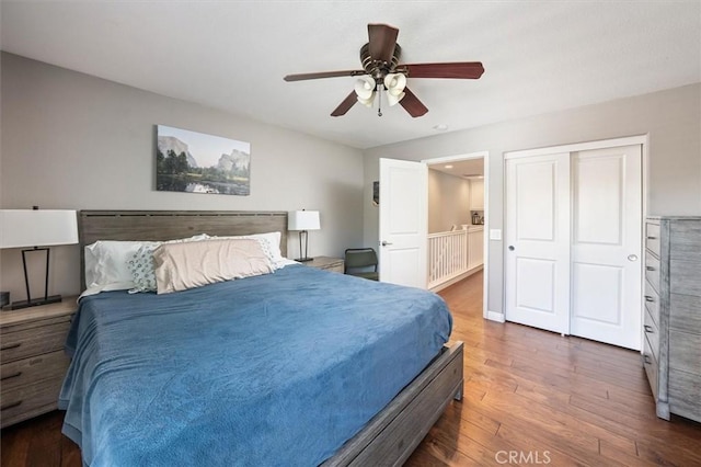 28440 Casselman Ln Unit 361, Saugus, CA 91350 - bedroom featuring wood finished floors, ceiling fan, connected bathroom, and recessed lighting
