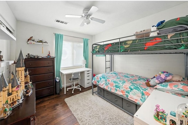 28440 Casselman Ln Unit 361, Saugus, CA 91350 - bedroom with dark wood-style floors and ceiling fan