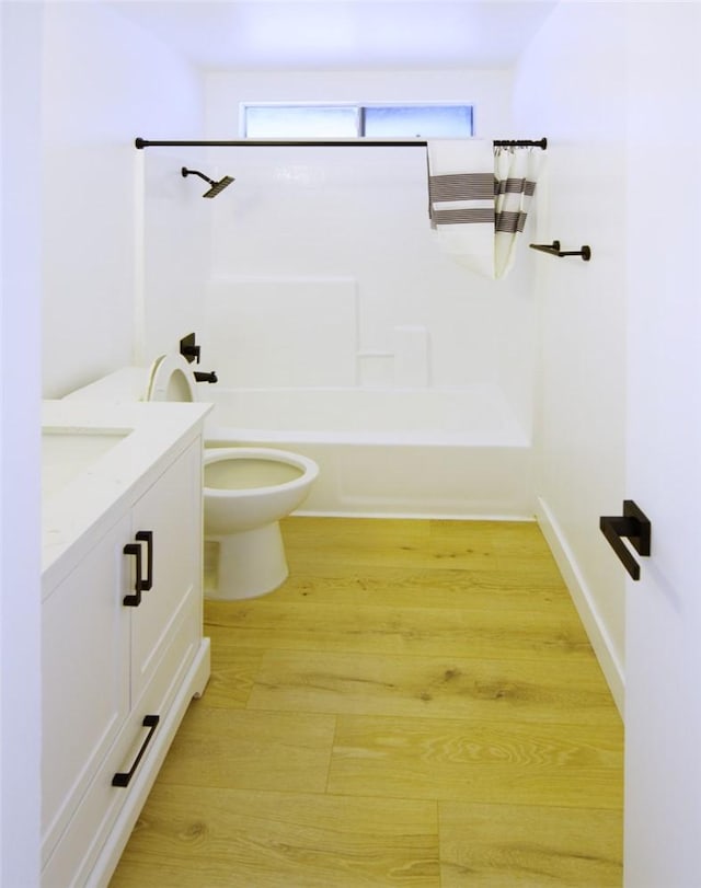 1564 Ashbury Way, Perris, CA 92571 - bathroom with vanity, shower / bath combo with shower curtain, and wood finished floors
