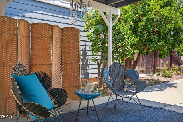 901 Drown Ave, Ojai, CA 93023 - view of patio