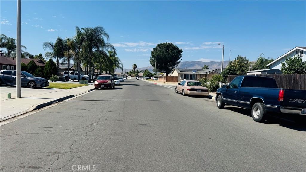 781 Buchanan St, Hemet, CA 92543 - photo 2
