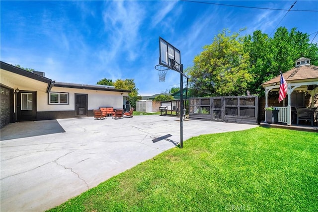 780 S Briargate Ln, Covina, CA 91723 - view of basketball court with a gazebo