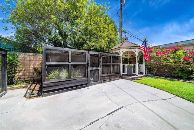 780 S Briargate Ln, Covina, CA 91723 - view of patio / terrace