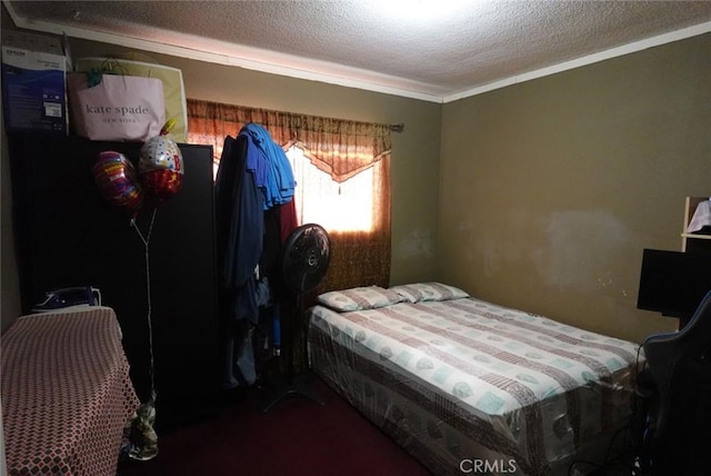 1063 Quarry St, Corona, CA 92879 - bedroom with ornamental molding, a textured ceiling, and carpet