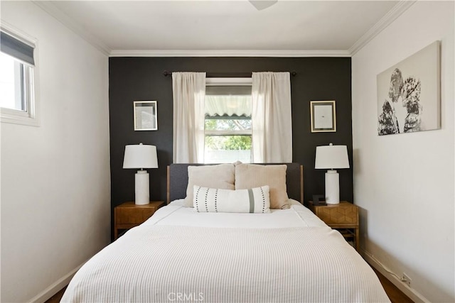 817 Caballo Ave, Glendora, CA 91740 - bedroom featuring crown molding and baseboards